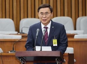 ‘서해피격’ 유족 면담 의향 묻자 이종석 “검토하겠다”