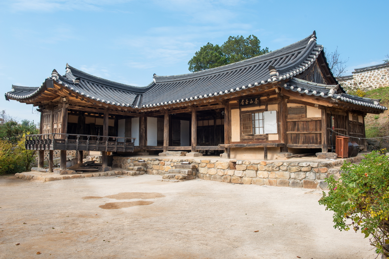 Mucheomdang House (KHS)