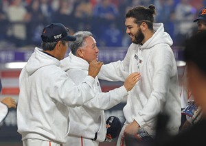 Following 2 road losses, Eagles looking to leverage home field advantage in Korean Series