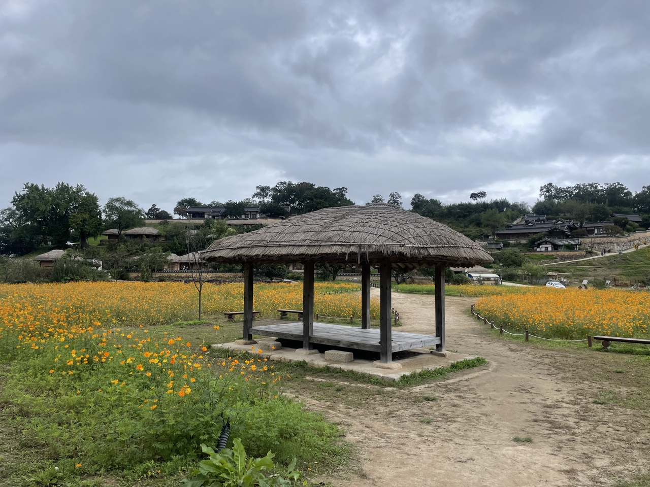 Gateway to Yangdong Village (Hong Yoo/The Korea Herald)