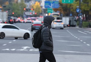 Early winter chill sweeps S. Korea
