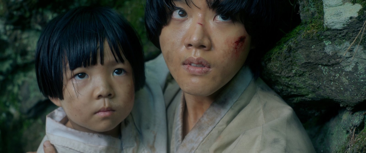 "Hallan" starring Kim Hyang-gi (right) and Kim Min-chae (Whenever Studio)