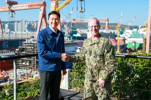 US naval chief visits HD Hyundai to discuss Korea–US shipbuilding partnership
